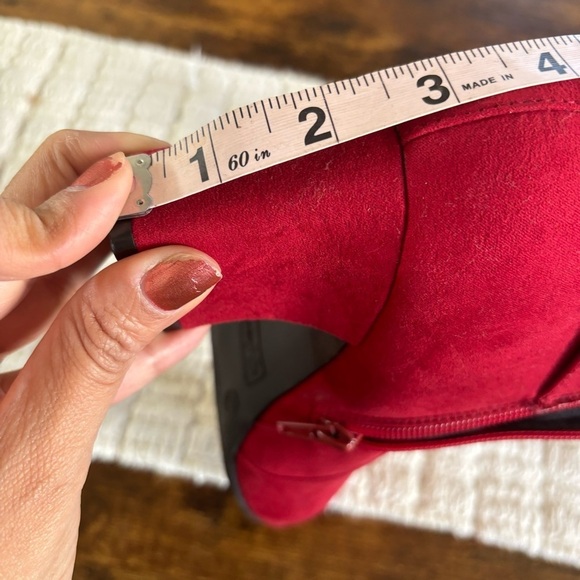 Jaclyn Smith Women's Dulce Fashion Bootie - Red Size 10 - Picture 12 of 12